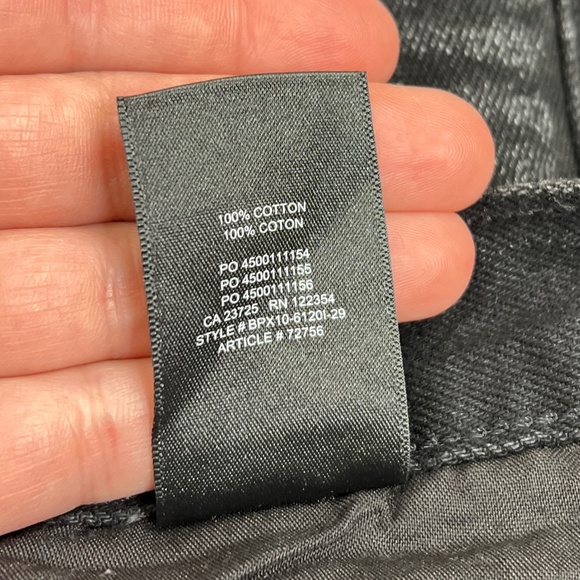 Aritzia NWOT Denim Forum The Ex Boyfriend Short - Picture 7 of 9